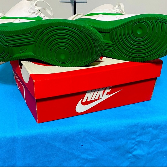 Men’s Nike Hightop Air Force 1 color green and white US size 10 - Picture 10 of 10